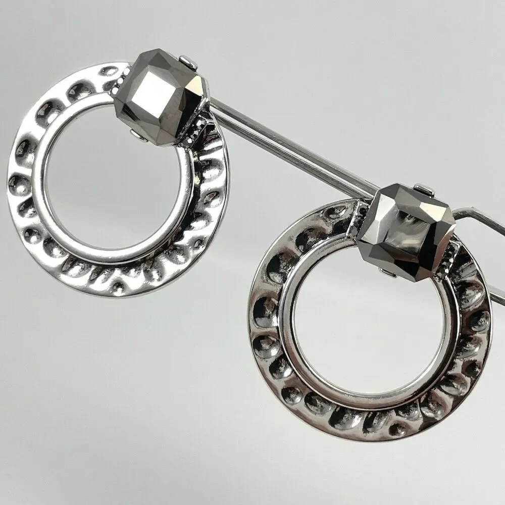 Silver Tone Dark Gray Glass Rhinestone Hammer Finish Round Stud Earrings Boho